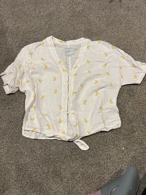 Rails White Crop Button-Front Top with Yellow Banana Print
